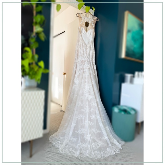 $4990 Monique Lhuillier Bliss 17206 Embellished Lace Silk Runway Bridal Gown - Picture 5 of 12